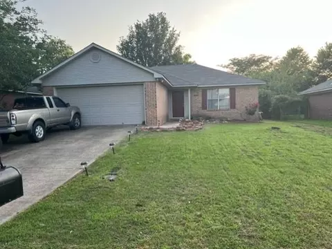 1445 Joyner, Conway, AR 72034 photo 1