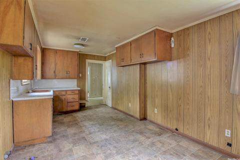2005 W 27th Ave, Pine Bluff, AR 71603 photo 12