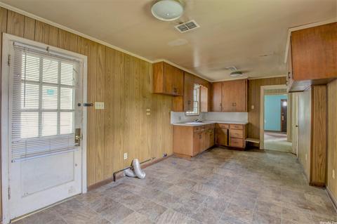 2005 W 27th Ave, Pine Bluff, AR 71603 photo 13