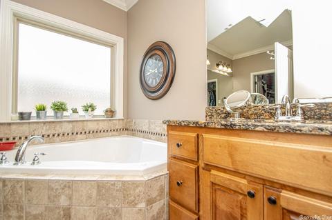 1160 Oak Glenn Loop, Bryant, AR 72022 photo 24