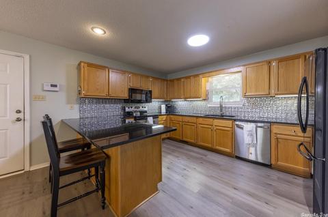 1302 River Oaks Dr, Benton, AR 72019 photo 16
