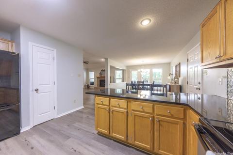 1302 River Oaks Dr, Benton, AR 72019 photo 18
