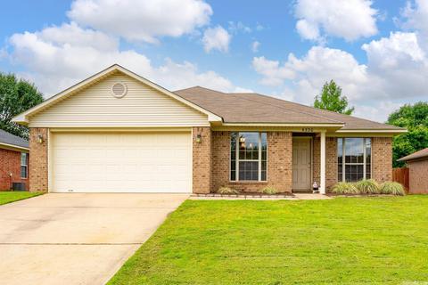 4530 Thompson St, Conway, AR 72034 photo 1