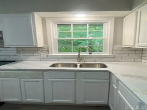 3506 Fair Oaks Dr, Pine Bluff, AR 71603 photo 5
