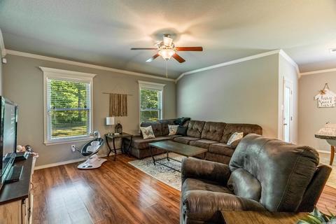 1302 Crossing Loop, Bryant, AR 72022 photo 4