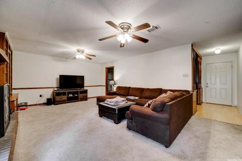 2109 West St, Conway, AR 72032 photo 5