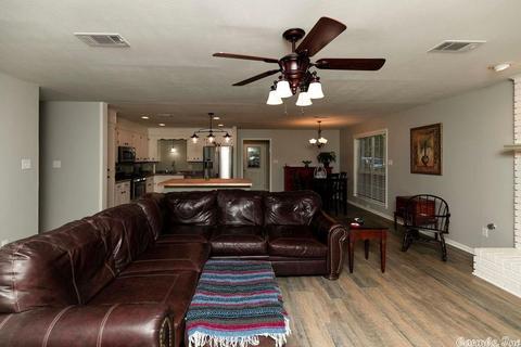 7000 Deer Run W, Pine Bluff, AR 71603 photo 5