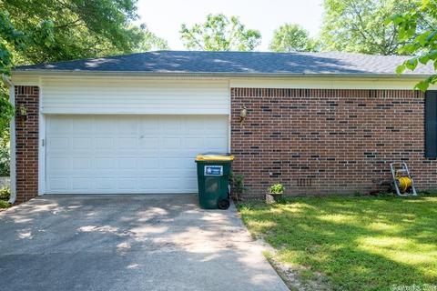 2724 Oakbrook Dr, Benton, AR 72015 photo 3