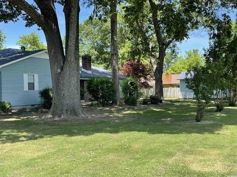 302 E 2nd St, Lonoke, AR 72086 photo 3