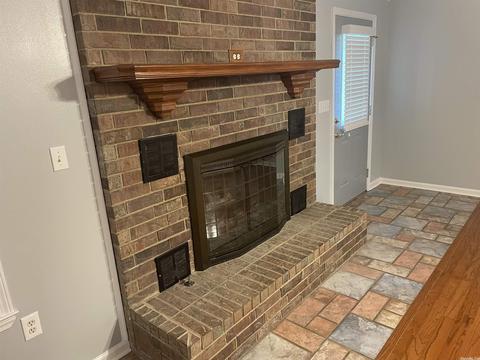 302 E 2nd St, Lonoke, AR 72086 photo 10