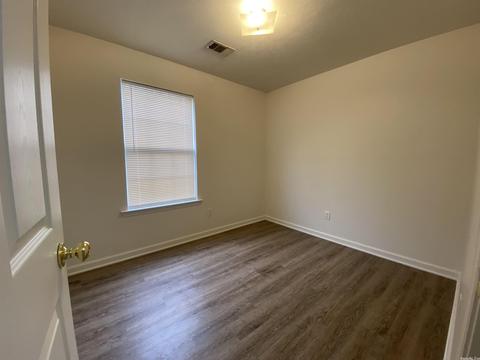 303 Park Ln, Benton, AR 72015 photo 12