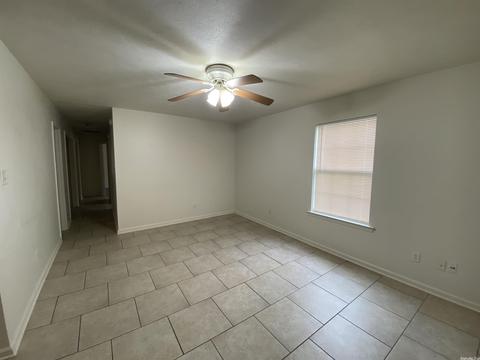 303 Park Ln, Benton, AR 72015 photo 4