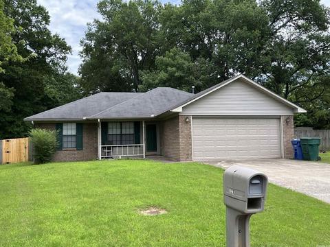 1210 Stratus, Conway, AR 72034 photo 1