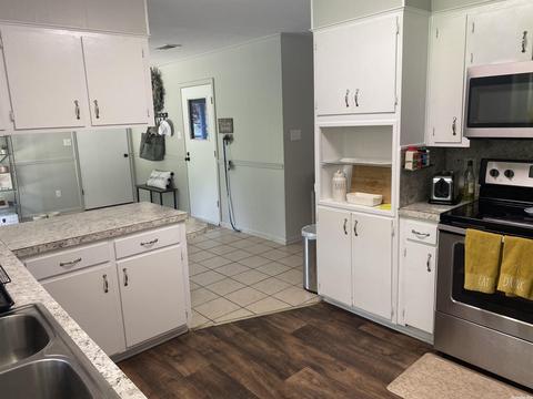 9411 Henderson Rd, Pine Bluff, AR 71603 photo 5