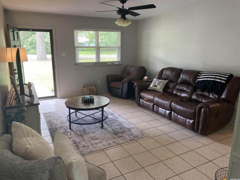 9411 Henderson Rd, Pine Bluff, AR 71603 photo 4