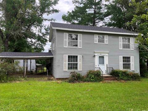 601 Maple St, Gurdon, AR 71743 photo 1