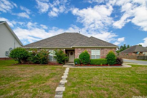 2938 Falcon Ct, Benton, AR 72015 photo 1
