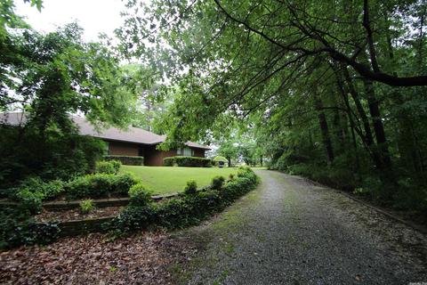 1717 Harmon, Benton, AR 72015 photo 2