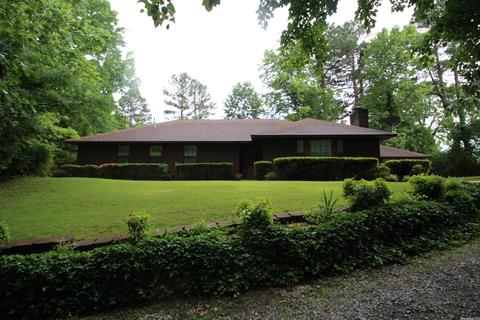 1717 Harmon, Benton, AR 72015 photo 3