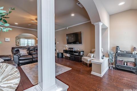 1300 Crossing Loop, Bryant, AR 72022 photo 11