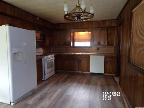1506 Ayleen St, Mountain View, AR 72560 photo 5