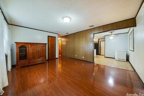 207 S Pine St, Cabot, AR 72023 photo 4