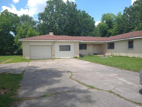 4017 W 14th Ave, Pine Bluff, AR 71603 photo 1