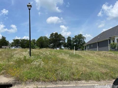 1085 Edinburgh Dr, Conway, AR 72034 photo 1
