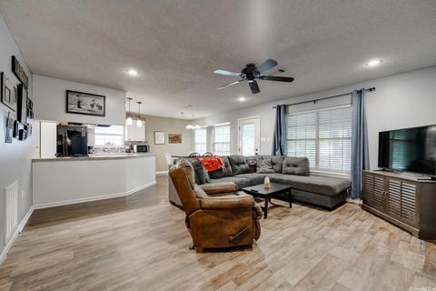 2575 Jayme Cir, Conway, AR 72032 photo 4