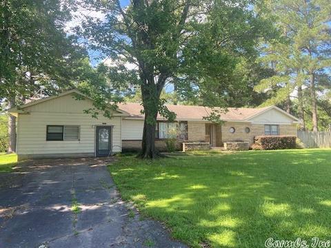 1302 W Center St, Beebe, AR 72012 photo 2