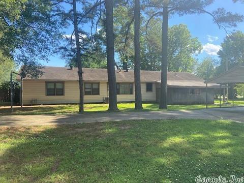 1302 W Center St, Beebe, AR 72012 photo 4