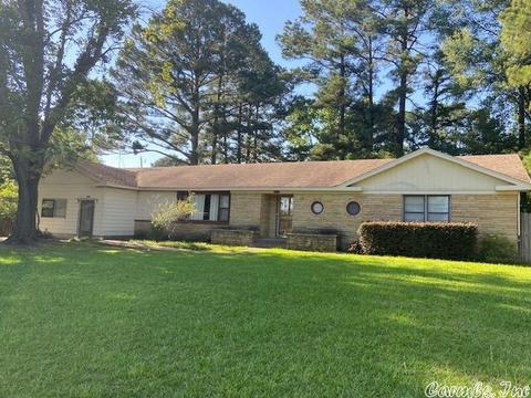 1302 W Center St, Beebe, AR 72012 photo 1