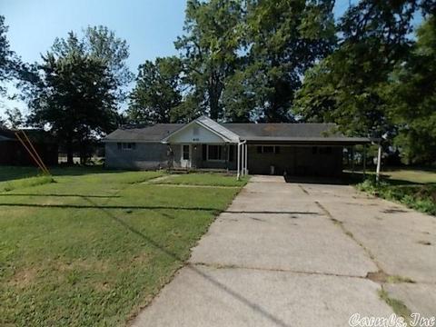 410 E Main St, Steele, MO 63877 photo 2
