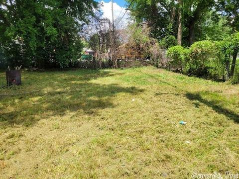 218 S Laurel St, Pine Bluff, AR 71601 photo 6