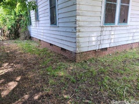 218 S Laurel St, Pine Bluff, AR 71601 photo 5