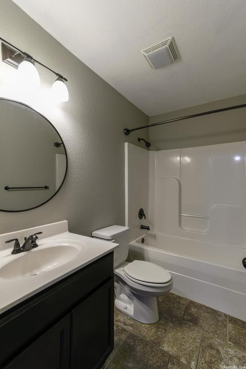 60 Earnhardt Cir, Cabot, AR 72023 photo 31