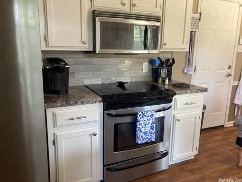 2845 Londonderry Ln, Conway, AR 72034 photo 4