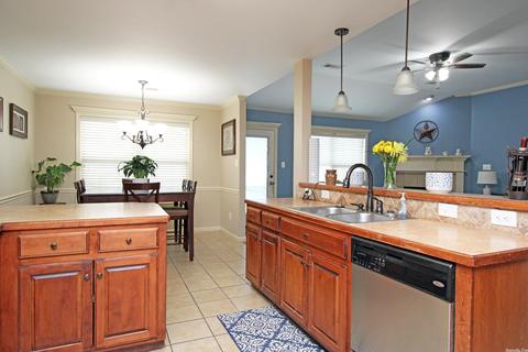 3023 Denise Dr, Benton, AR 72015 photo 7