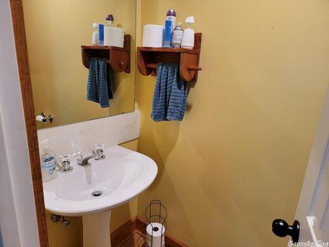 2300 E Main St, Mountain View, AR 72560 photo 34