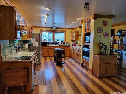 2300 E Main St, Mountain View, AR 72560 photo 10