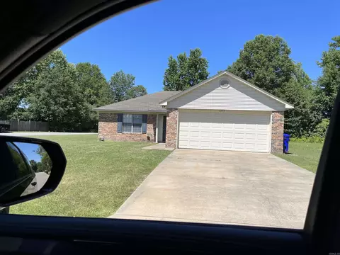 1375 Joyner, Conway, AR 72034 photo 1