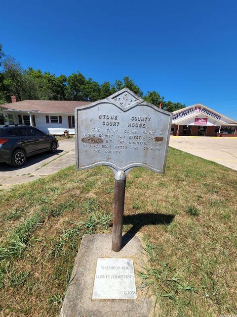 316 Main, Mountain View, AR 72560 photo 1