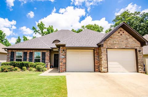 2000 Massee Gdns, Conway, AR 72034 photo 1