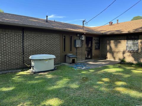 3200 S Cherry, Pine Bluff, AR 71603 photo 2