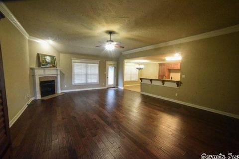 2985 Oakbrook Dr, Benton, AR 72015 photo 3
