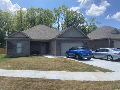 2825 Carmichael, Conway, AR 72034 photo 1