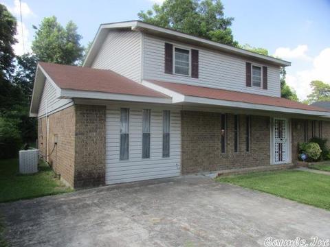 2015 W Reed Ave, Pine Bluff, AR 71601 photo 2