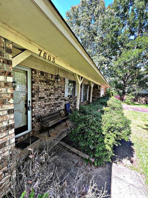 7603 S Pinewood Dr, Pine Bluff, AR 71603 photo 3