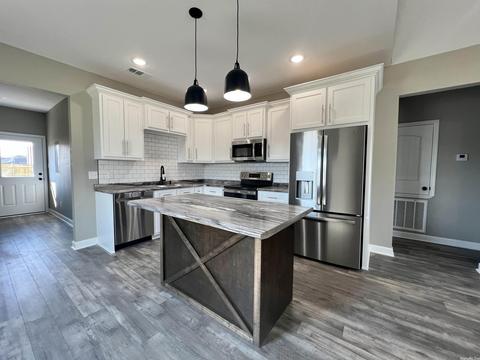103 Larrison, Monette, AR 72447 photo 4