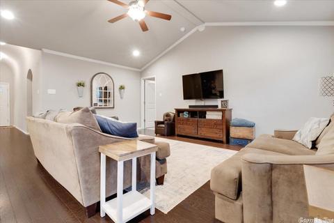 1102 Crossing Loop, Bryant, AR 72022 photo 6